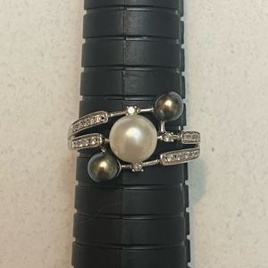 White Gold Pearl and Diamond Ring